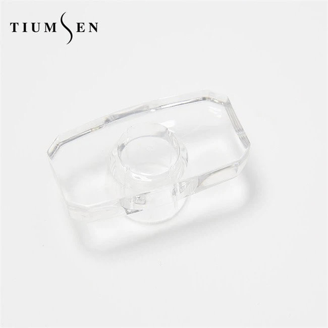 empty glass perfume spray bottles