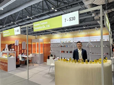 Þér er boðið — Við erum í beinni útsendingu í Hong Kong